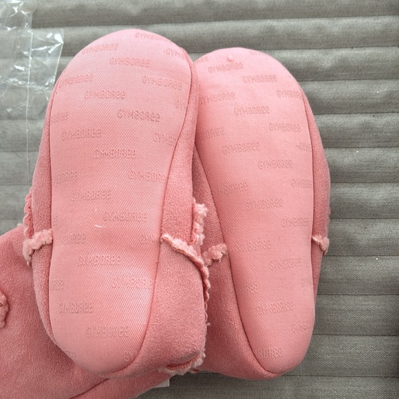 NWT Gymboree Park City line pink soft sole slipper boots size 13/1 - Picture 3 of 3
